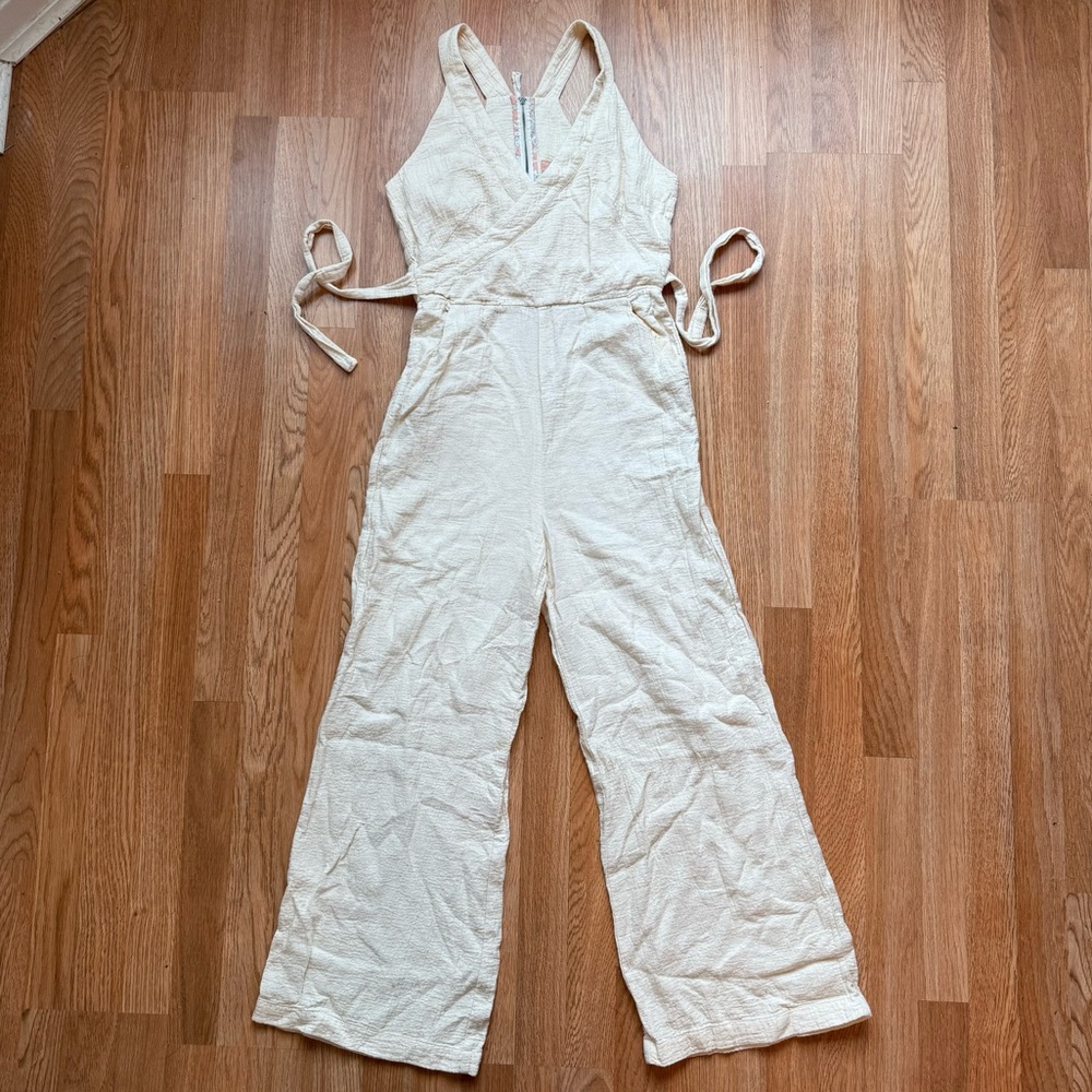 Anthropologie Cream Wide‎ Leg Demi Textured Gauze Jumpsuit Size 8